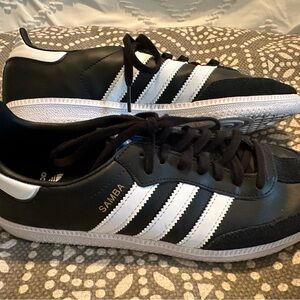 Adidas Sambas